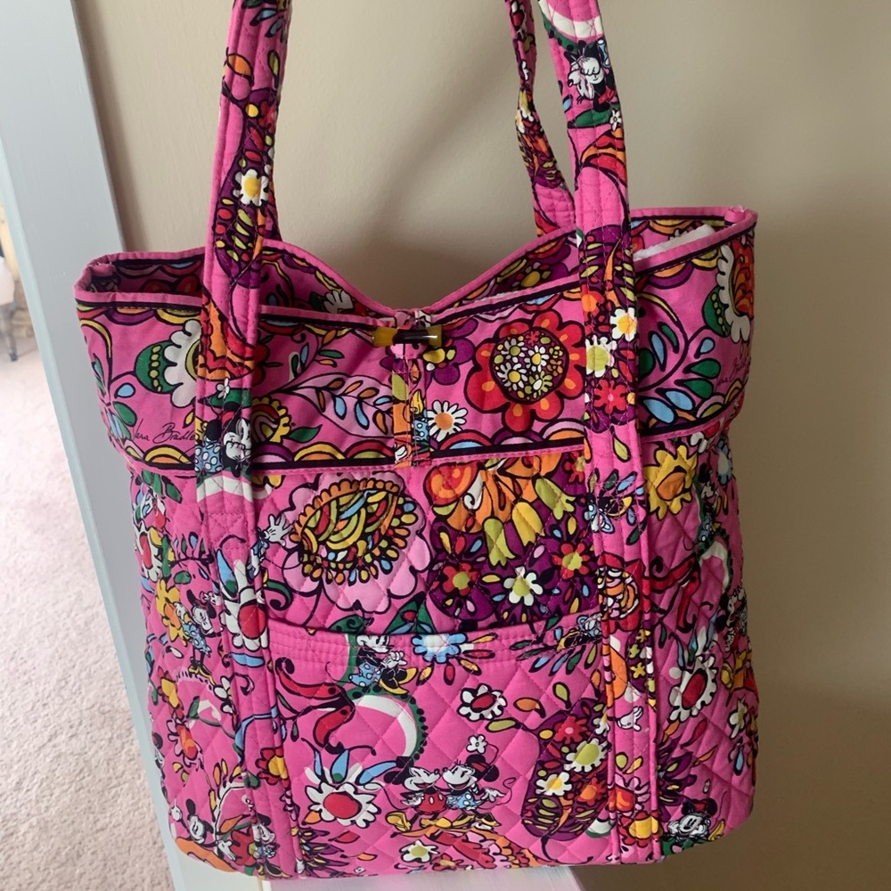 Limited edition Disney Park Vera Bradley Just Mousing Around